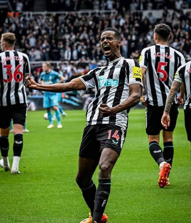 阿森纳主场平局,防守犯错致球队失利 阿森纳主场平局,防守犯错致球队失利