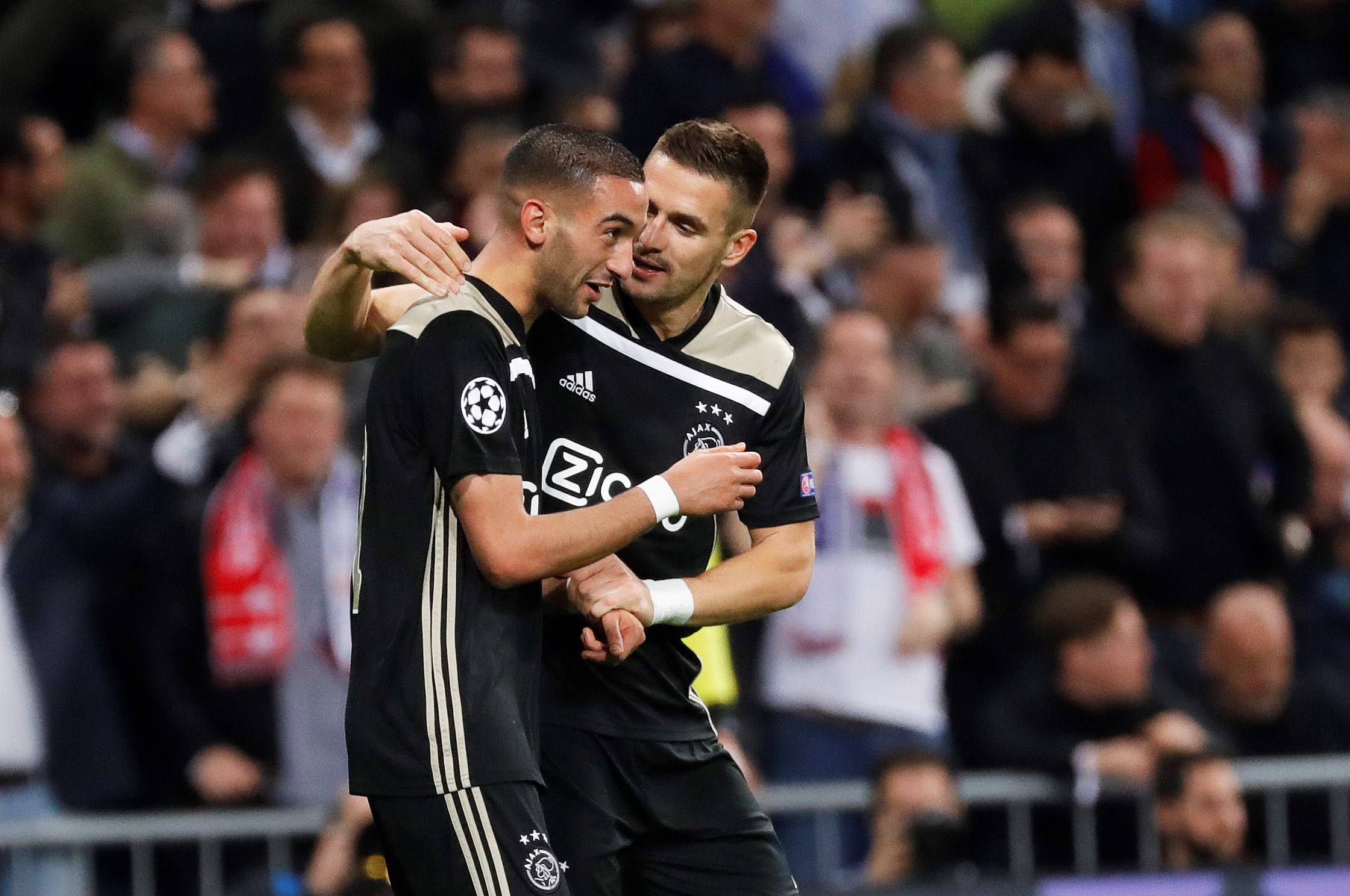 法兰克福不敌劲旅对方实力明显胜出排名超前的简单介绍