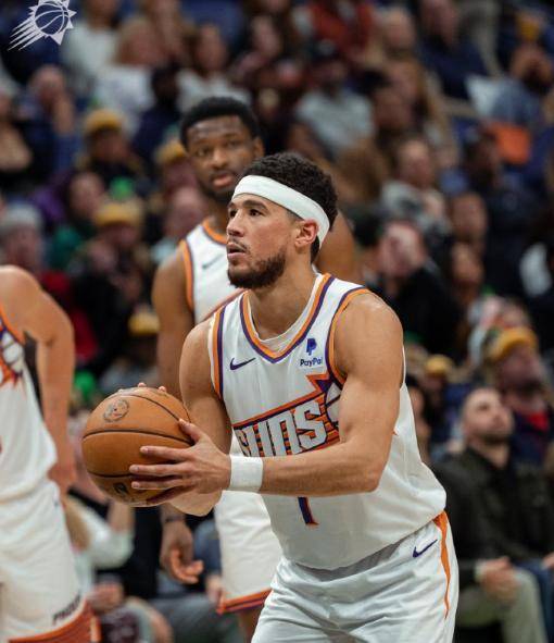 大秀绝技，看球员如何施展个人魅力