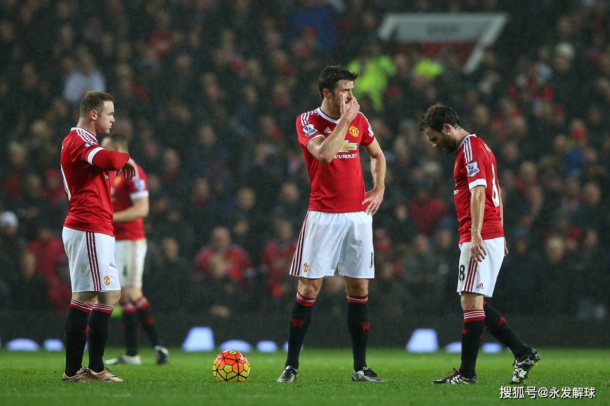 拜仁慕尼黑爆冷淘汰曼彻斯特联，晋级四强