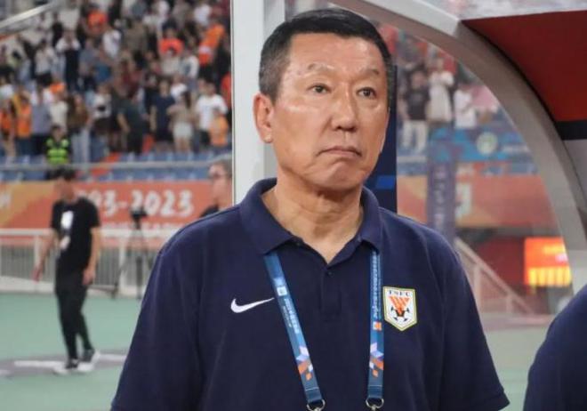 鲁能挑战击败劲敌，斩获关键三分