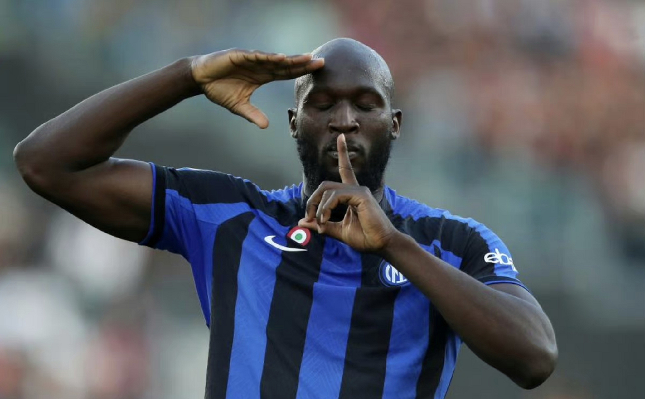 卢卡库建功！国米主场-大胜切尔西