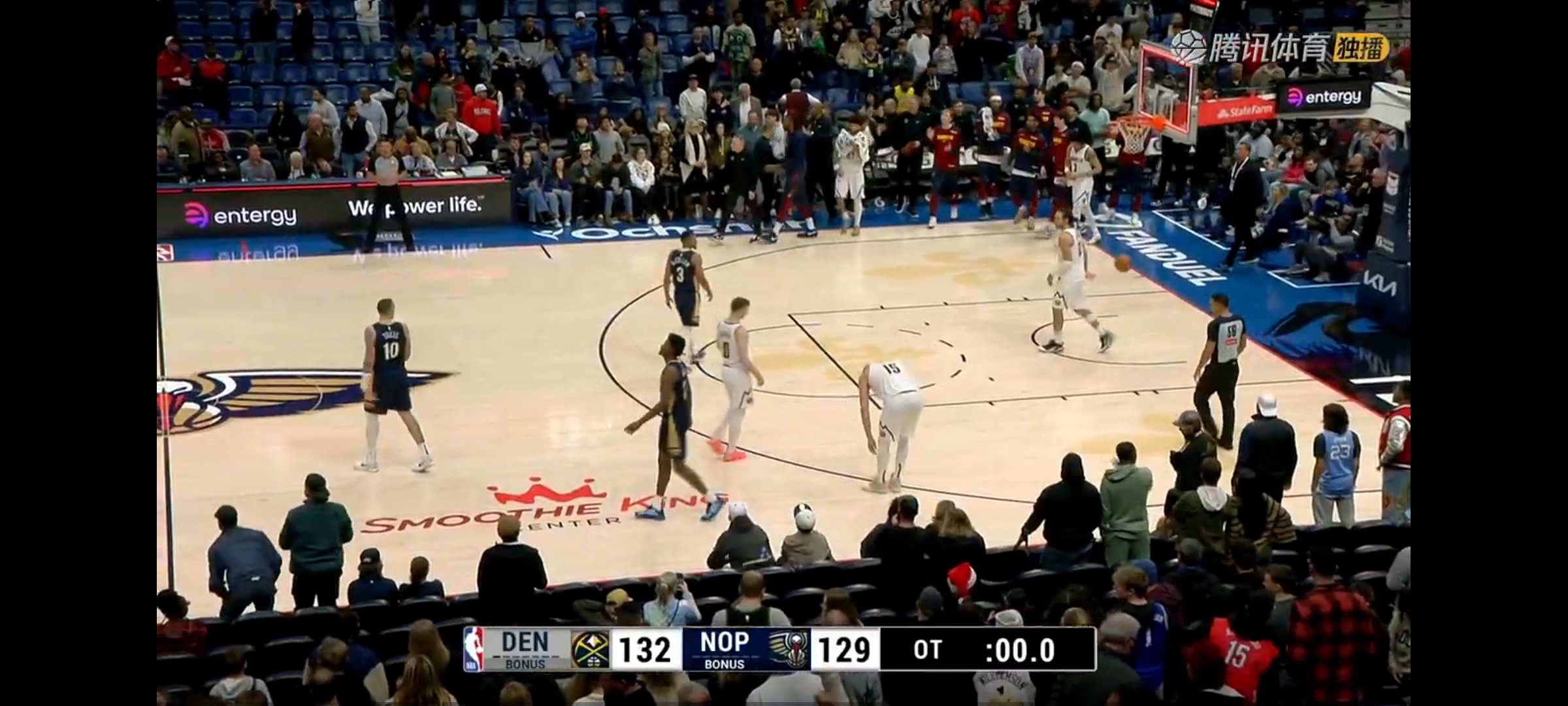 包含开拓者在主场不敌开拓者，遭遇两连败的词条