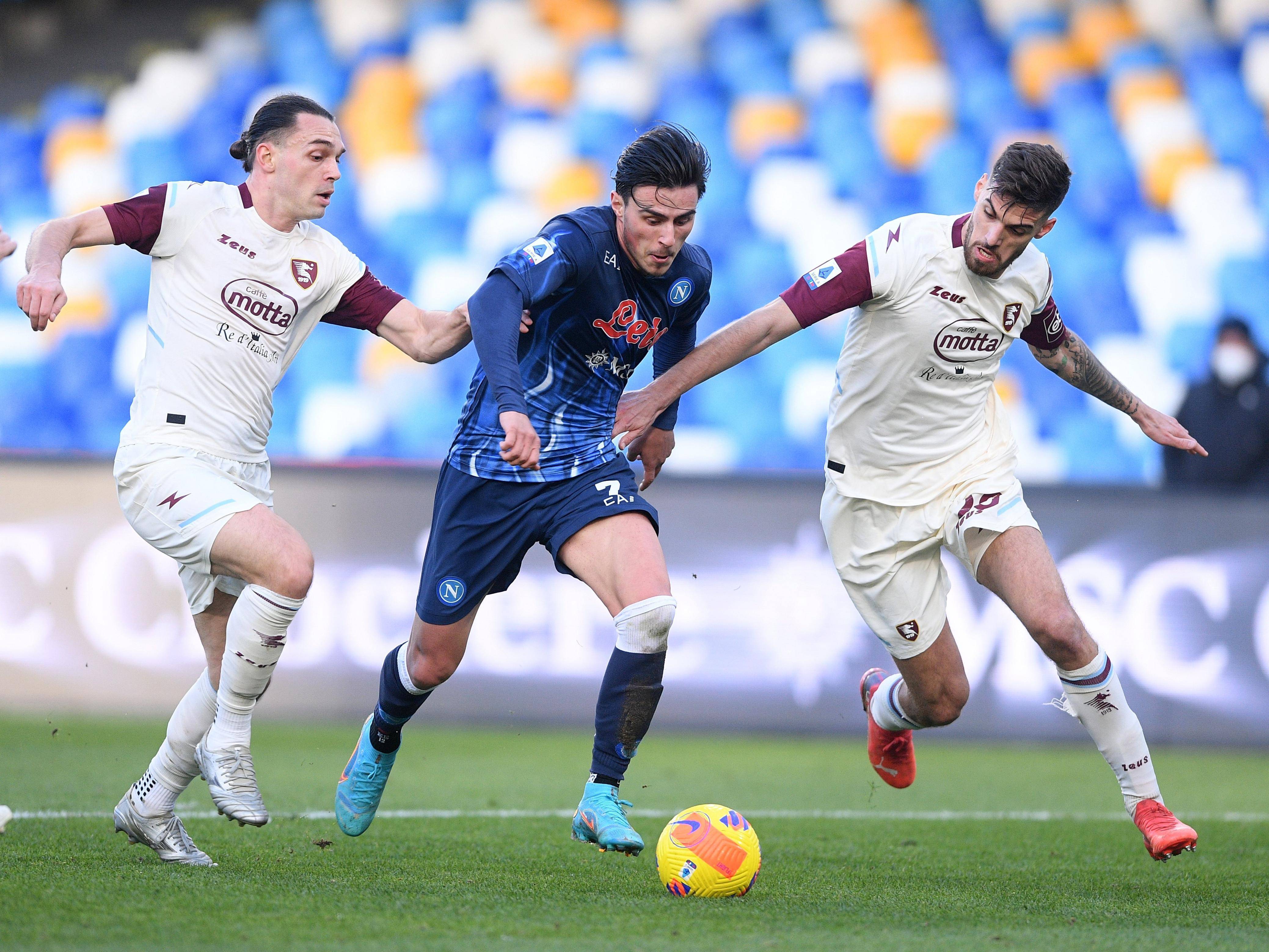 霍芬海姆在主场轻松击败对手的简单介绍