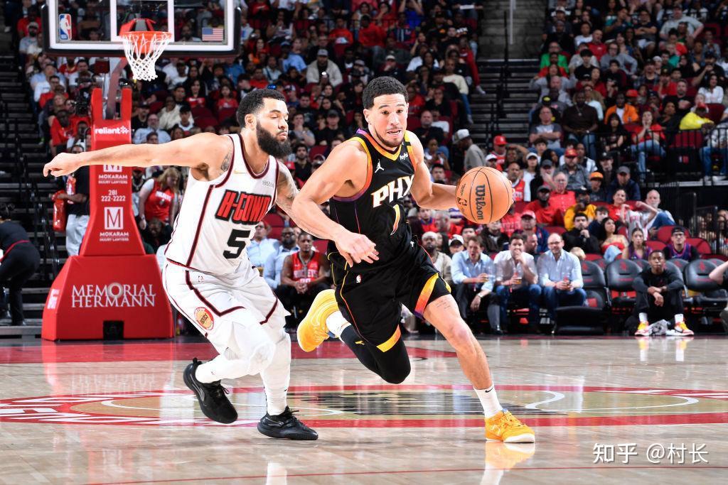 太阳主场大胜魔术，保持不败纪录