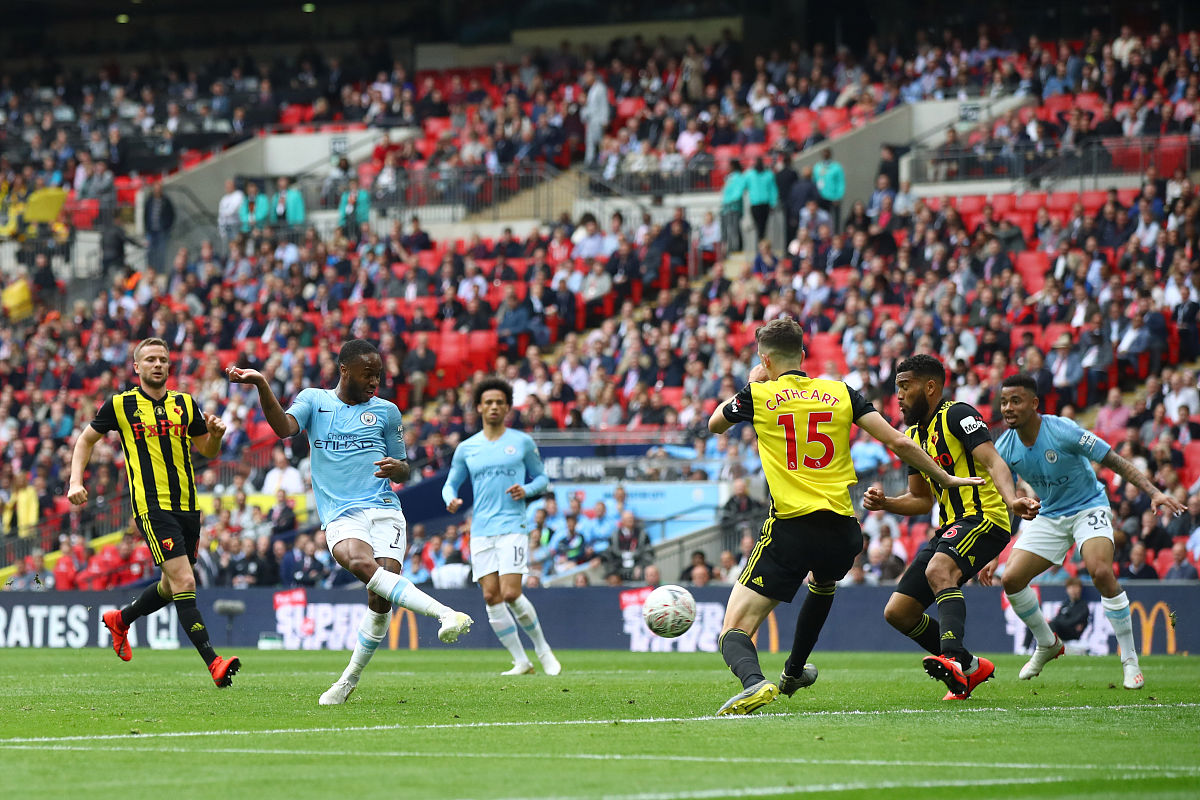 比利亚雷亚尔大胜巴列卡诺，登顶积分榜的简单介绍