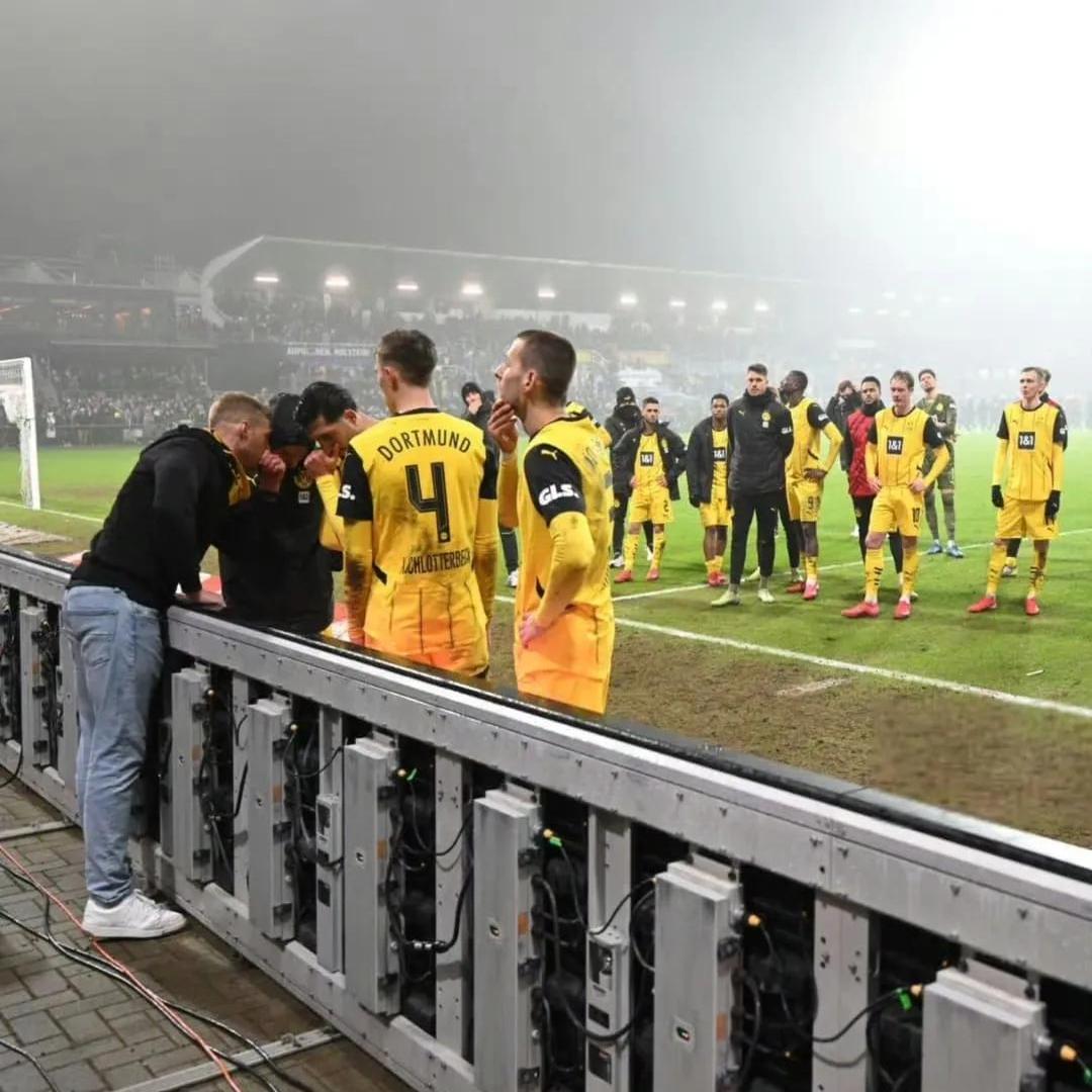 多特蒙德携手晋级，德甲荣耀再续传奇