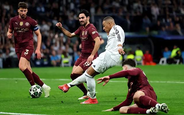 里尔成功逆转，以一球优势战胜对手的简单介绍