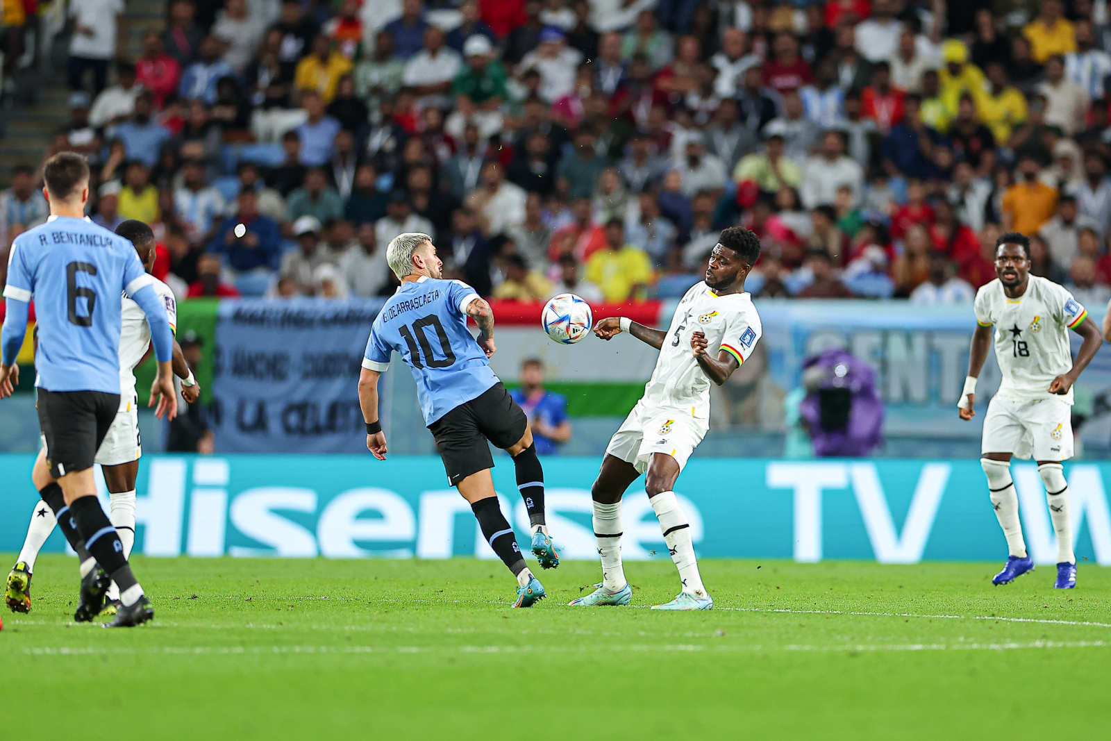 乌拉圭足球队晋级国际顶级联赛 乌拉圭足球队晋级国际顶级联赛