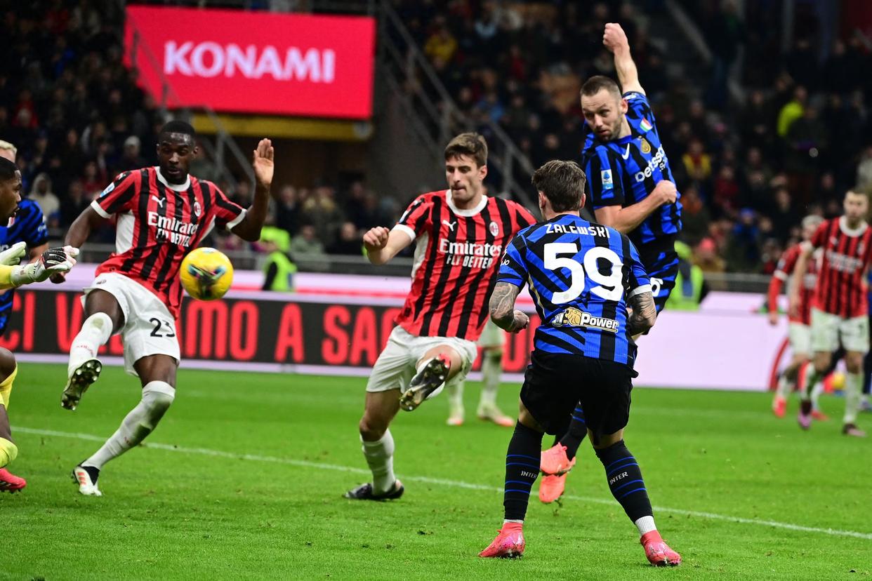 阿根廷险胜拜仁,格列兹曼补时绝平世界杯的简单介绍 阿根廷险胜拜仁,格列兹曼补时绝平世界杯的简单介绍