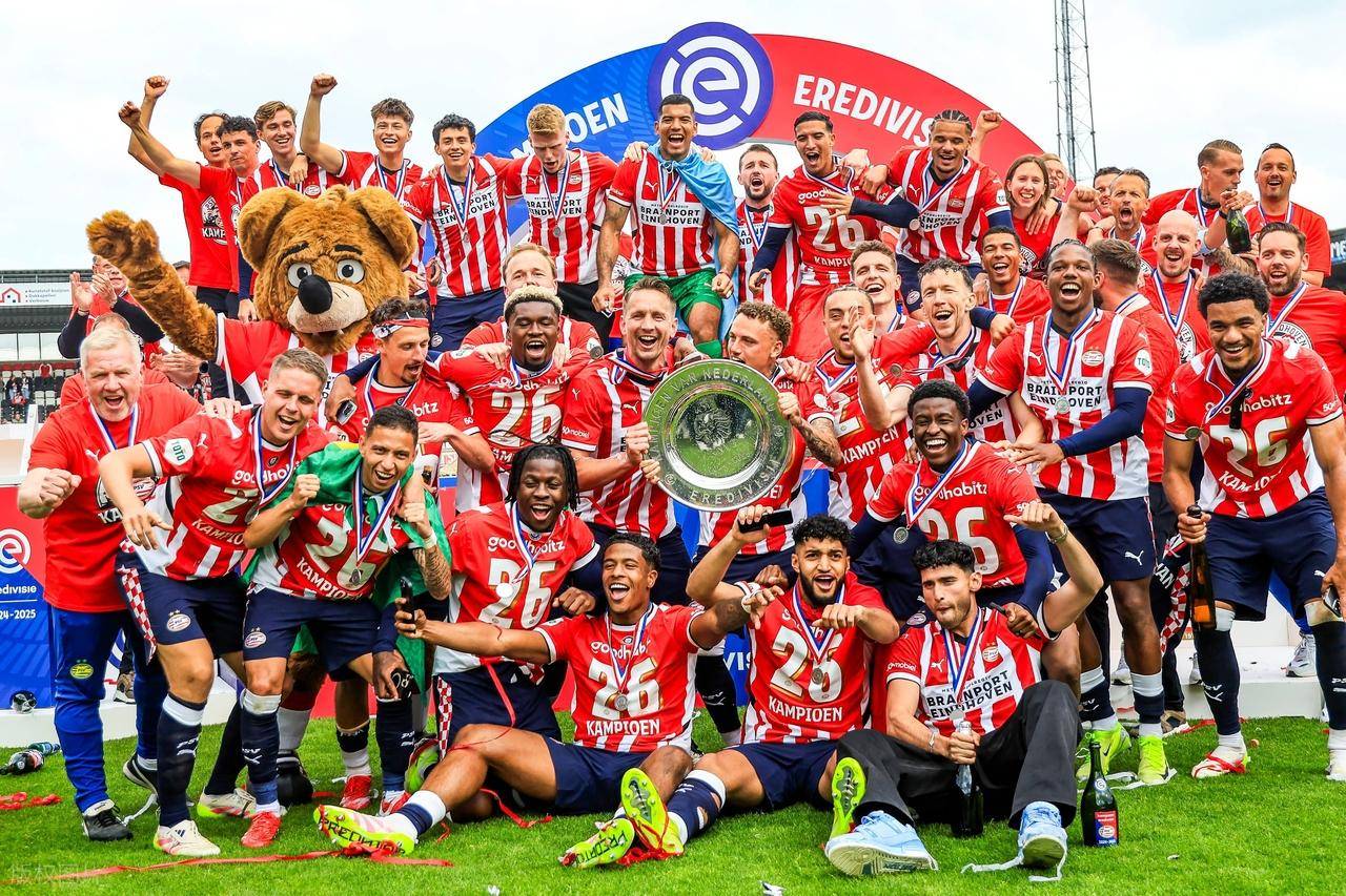 阿贾克斯意外翻盘，赢得欧冠胜利