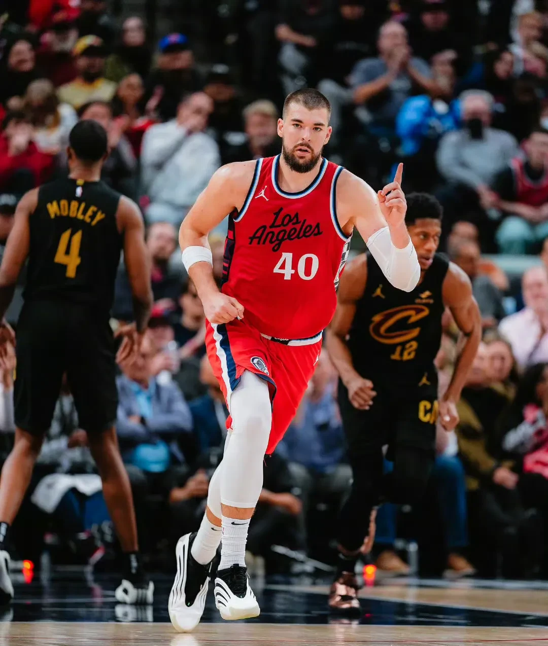 灰熊客场力克灰狼,实现两连胜 灰熊客场力克灰狼,实现两连胜