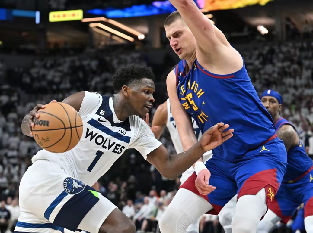 灰熊逆袭雄鹿,客场获胜 灰熊逆袭雄鹿,客场获胜