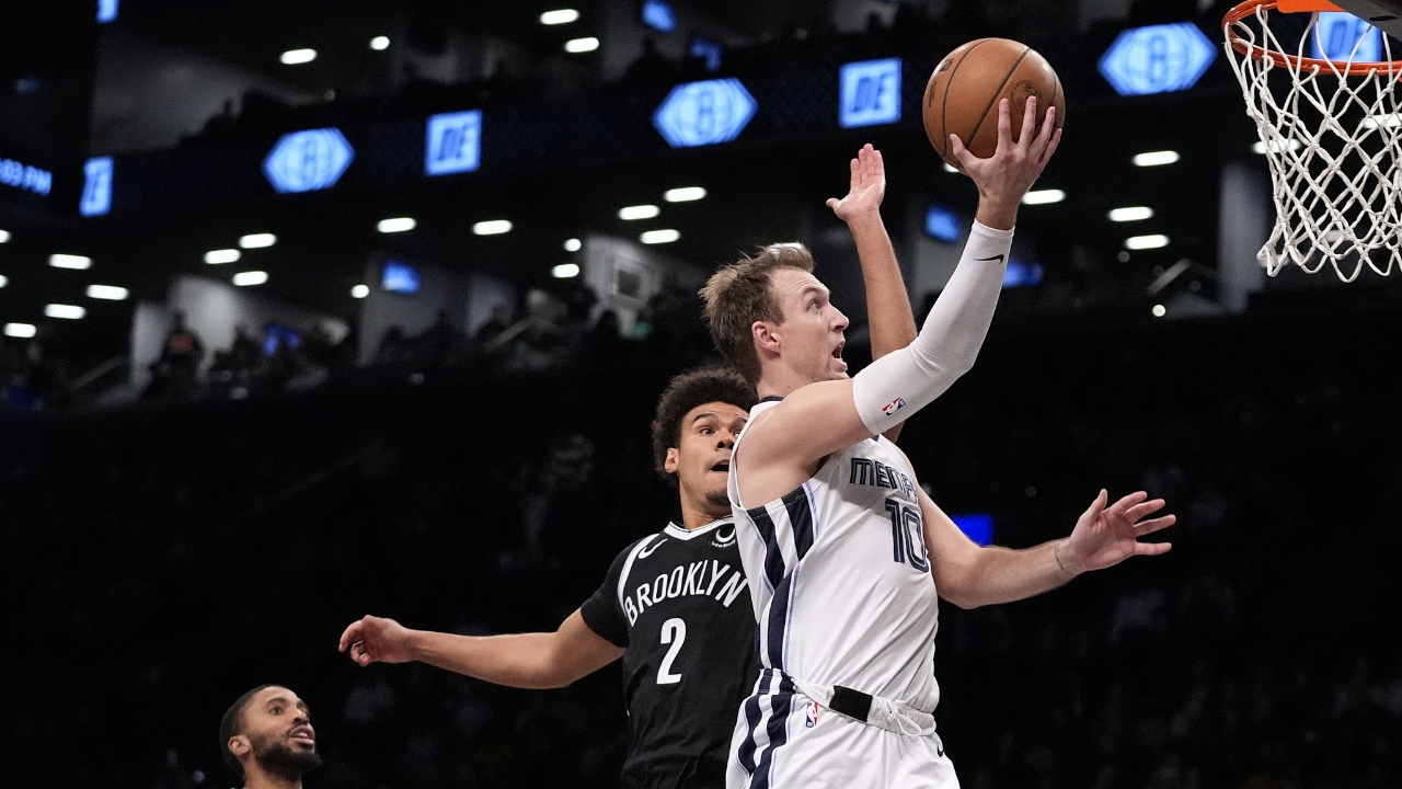 灰熊险胜篮网，杰克逊砍下关键三分的简单介绍