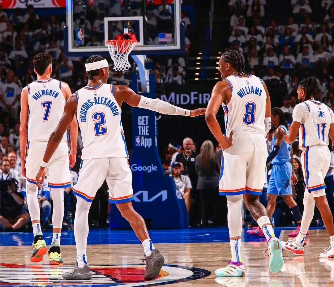 关于掘金横扫雷霆,克莱统治全场的信息 关于掘金横扫雷霆,克莱统治全场的信息