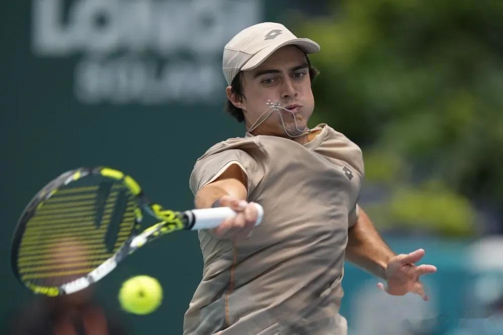 西班牙网球队完胜日本网球队,兹维列夫送出助攻的简单介绍 西班牙网球队完胜日本网球队,兹维列夫送出助攻的简单介绍