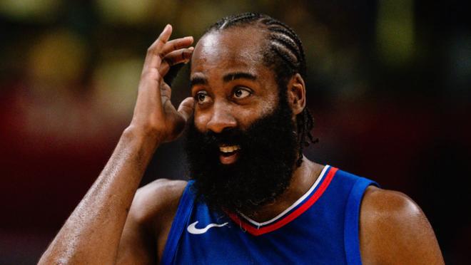 爵士客场击败太阳，高意识三分绝杀