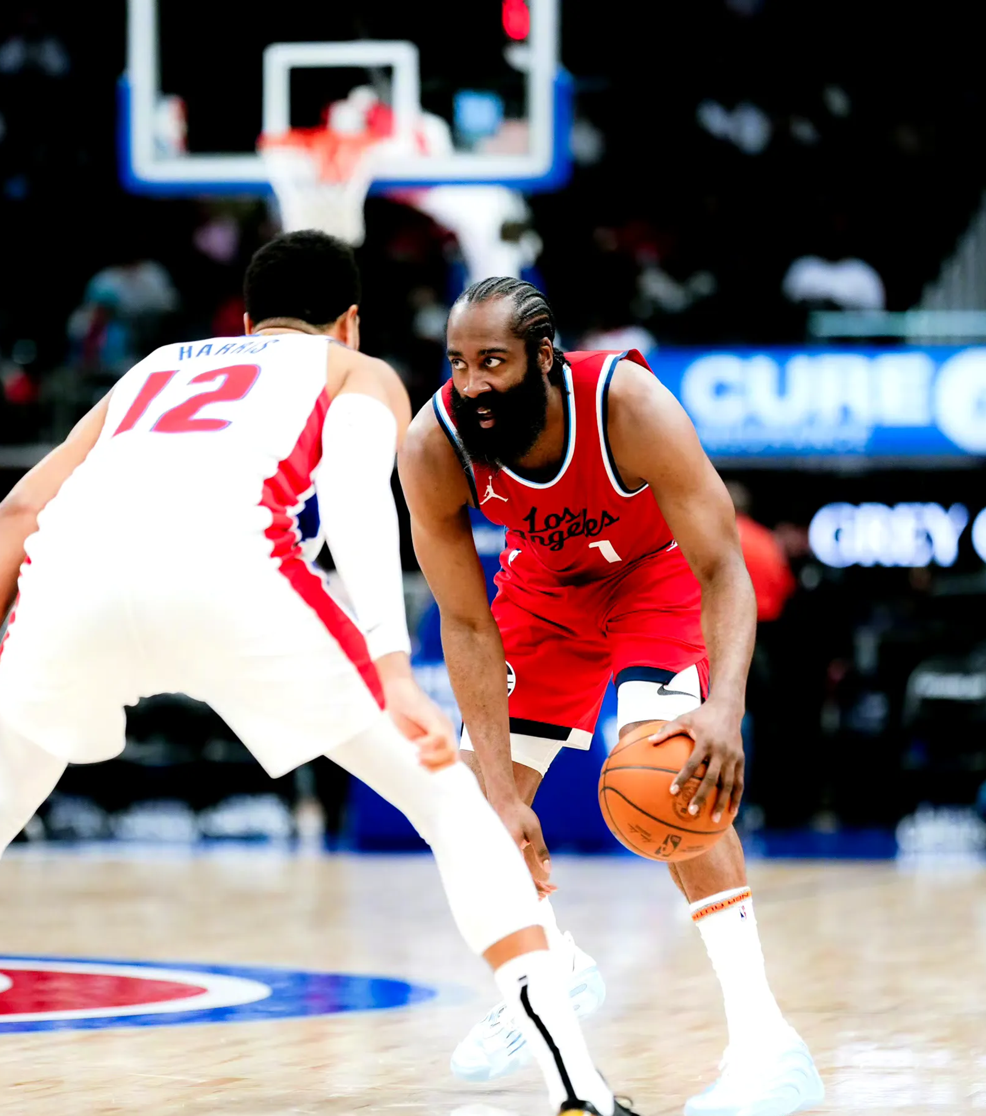 快船力克勇士,保持不败 快船力克勇士,保持不败