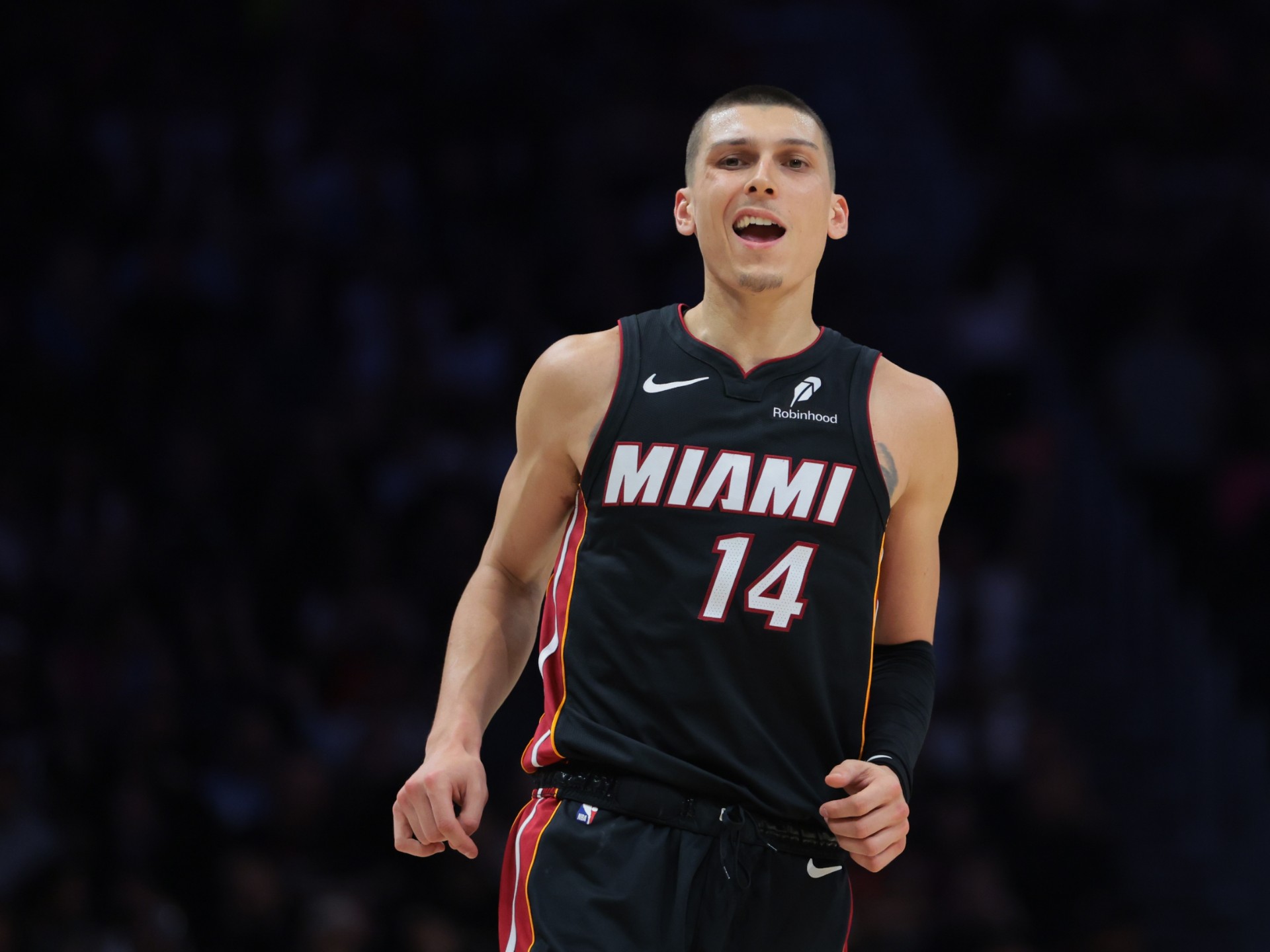 热火胜公牛,近期表现出色 热火胜公牛,近期表现出色