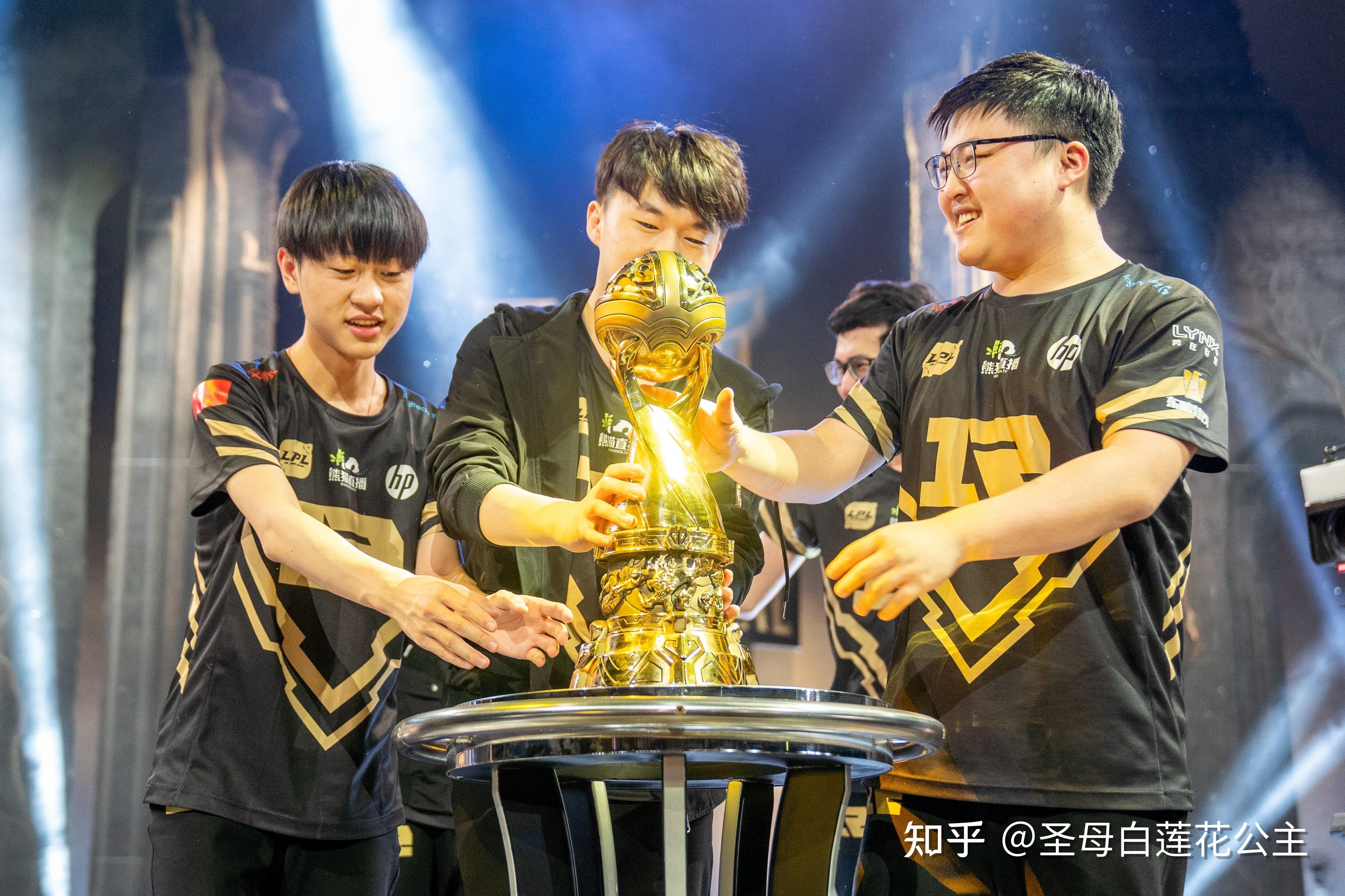 包含RNG鏖战CLG,Inspired一己之力扛起全队的词条 包含RNG鏖战CLG,Inspired一己之力扛起全队的词条