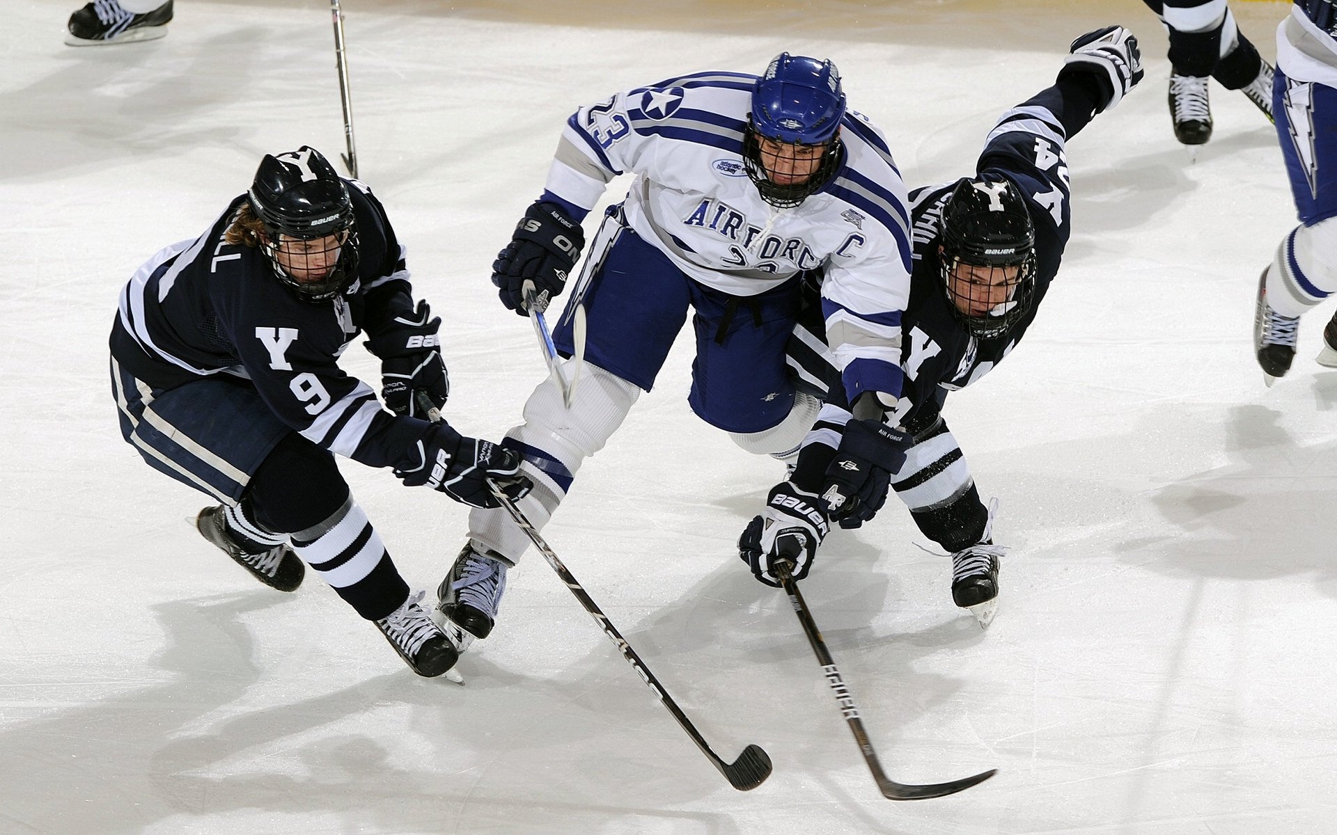 冰火交锋,东决关键战,加拿大式篮球轻取国际米兰防线