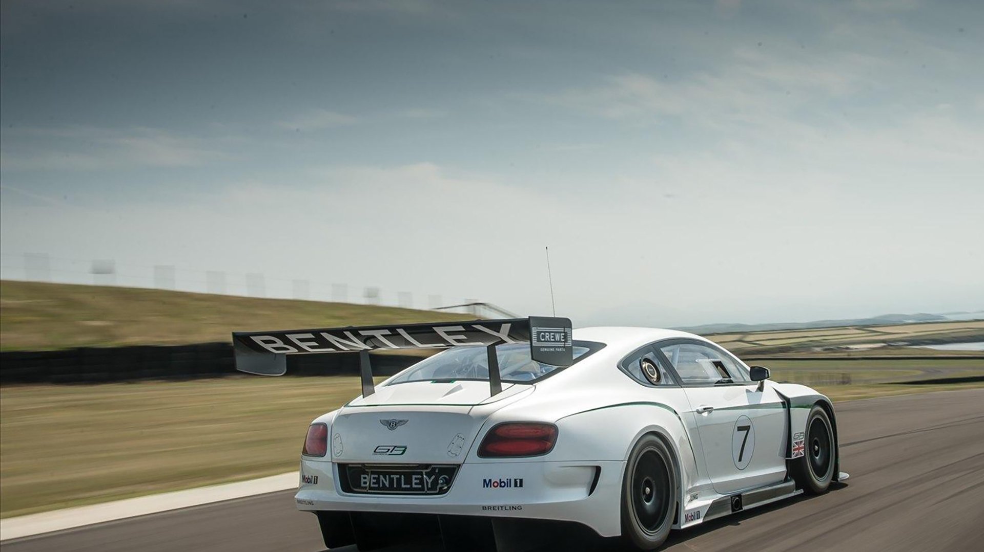 莫兰特力挽狂澜！新疆男篮强势掀翻NBA劲旅热火