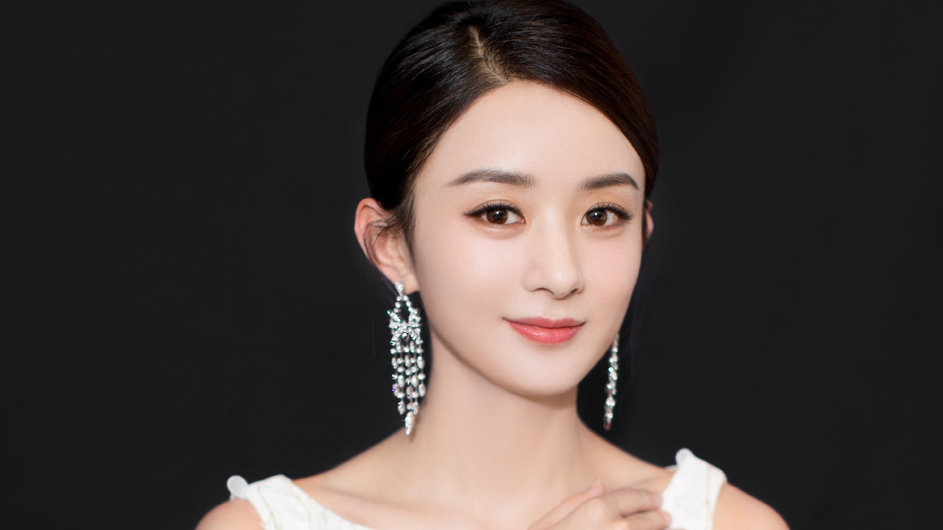 维尼修斯爆发与多特闪电战，个人英雄与团队效率的双重奏，如何改写了欧冠剧本？