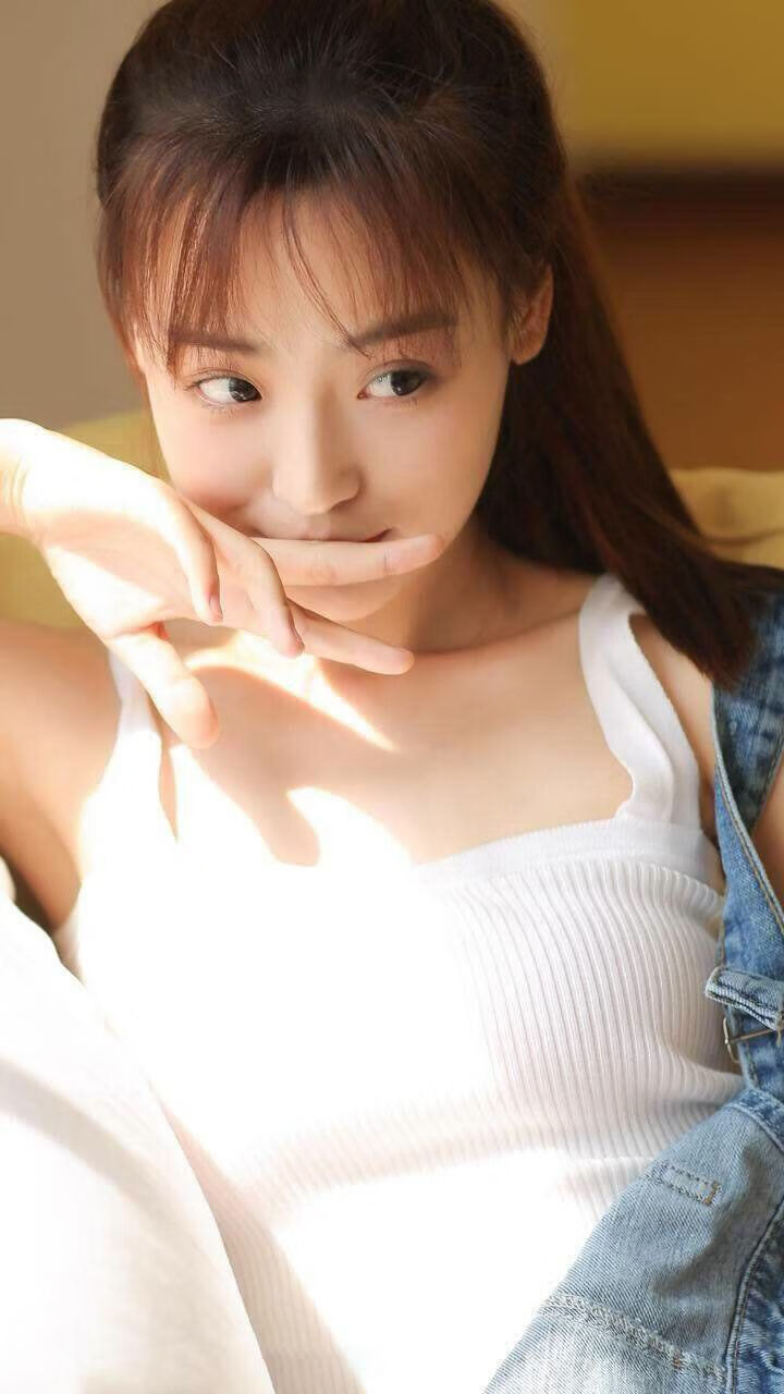 欧冠决赛之夜,伊萨克以一己之力撕裂防守,打出统治级数据