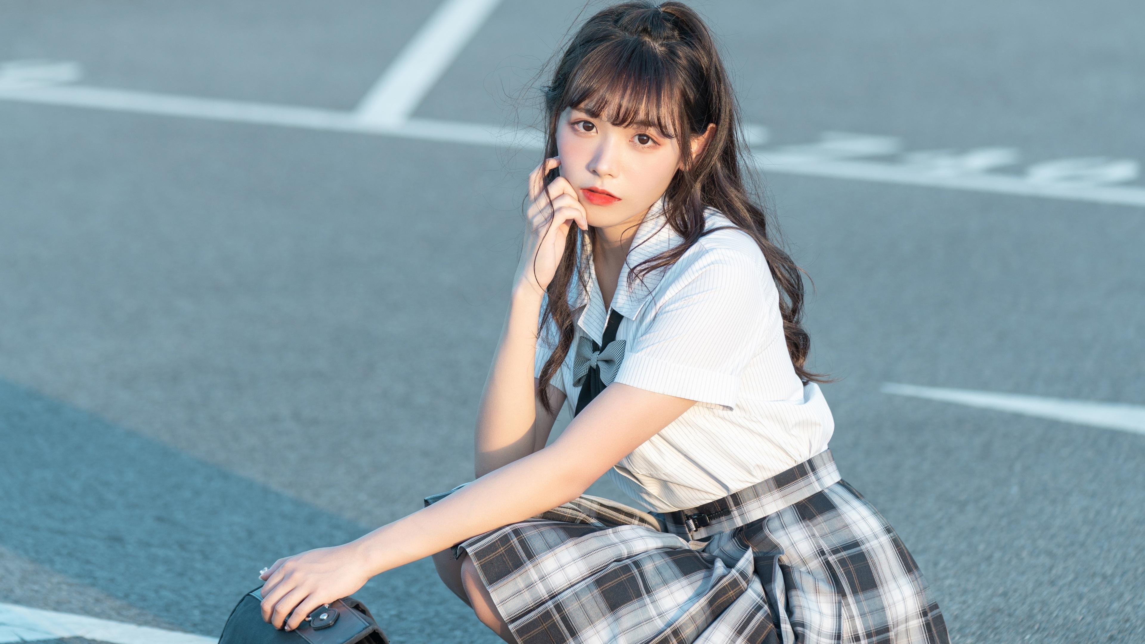奥地利劲旅欧联杯狂胜里昂，巴斯托尼状态火热导演胜利盛宴